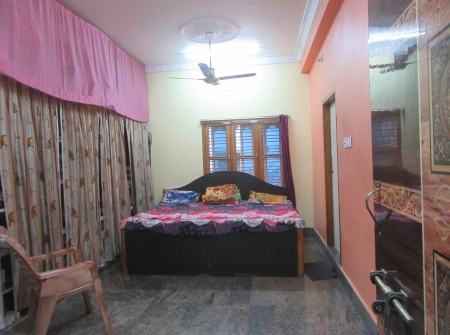 3) Li Id 274 - First Floor House Master Bedroom.JPG